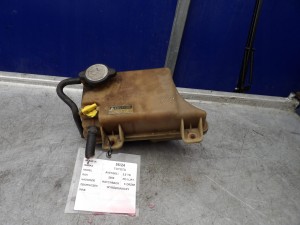 Toyota Avensis I zbiornik wyrównawczy 2,0TD F2522A0 F2522AO