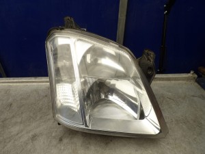 Opel Meriva A lampa przednia prawa