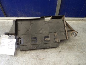 Audi Q5 8R podstawa wzmacniacza 8R0035464