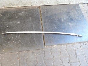 Audi Q5 R8 reling dachowy prawy 8R0860022J