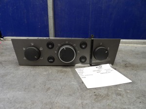 Opel Vectra C panel nawiewu, klimatyzacji lift kombi