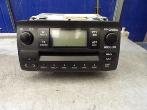 Toyota Corolla radio IX E12 2,0DiTD D4D
