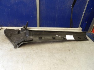 Audi Q5 8R osłona słupka progu lewy przód 8R1867271