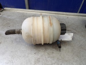 Peugeot 206 zbiornik wyrównawczy