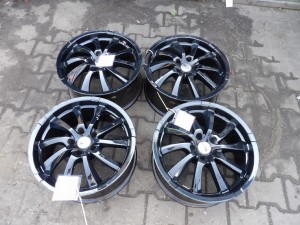 Opel Astra H felga aluminiowa 17"