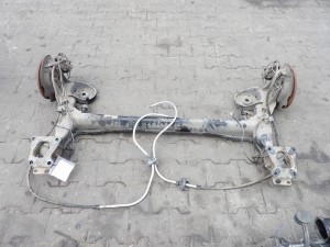 Peugeot Partner II Tepee zawieszenie tylne