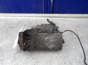 VW Golf IV rozrusznik 1,6B