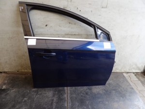 Ford Mondeo MK4 drzwi przednie prawe liftback 5D