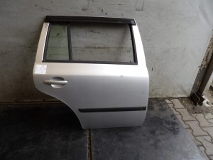 Skoda Octavia I drzwi tylne prawe lak. 9102 kombi