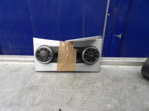 Mercedes W204 panel nawiewu, klimatyzacji 2048308285