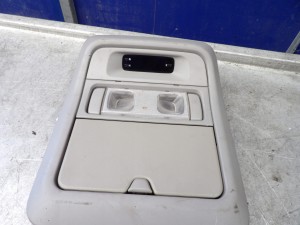 Subaru Forester I oświetlenie kabiny, podsufitki 2,0B