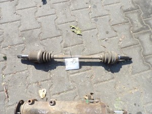 Subaru Forester I 2,0B 90KW 122KM półoś tylna lewa