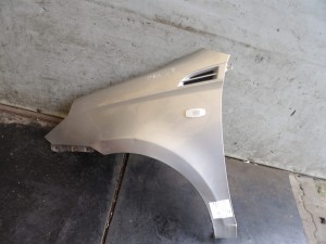 Chevrolet Aveo II T255 błotnik lewy lak. 92U HB 5D