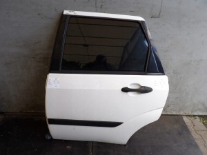 Ford Focus MK1 drzwi tylne lewe lak. N8 lift kombi