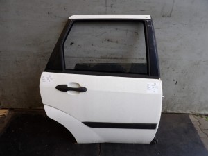 Ford Focus MK1 drzwi tylne prawe lak. N8 lift kombi