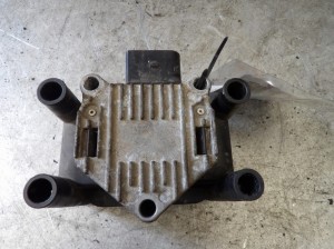Seat Ibiza II cewka zapłonowa V10-70-0044 A1512-1