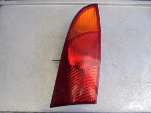 Lampa tylna prawa Ford Focus I MK1 HB lift