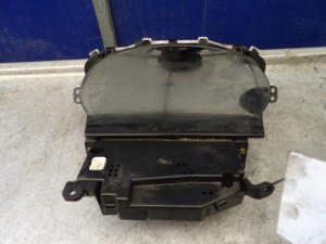 Toyota Yaris I zegary, liczniki 83800-52120 457300-0146