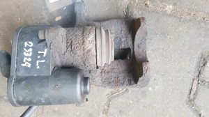 VW passat B6 zacisk hamulcowy tylny lewy 8.324.0259