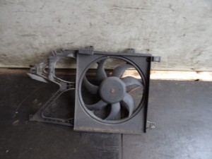 Opel Corsa C wentylator chłodnicy 13123728