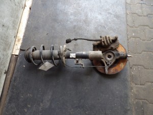 Peugeot 308 I 1,6 HDI zawieszenie przednie lewe