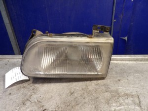 Kia Pride lampa przednia lewa