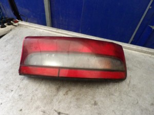 Mazda 323BG lampa tylna prawa 1,3B