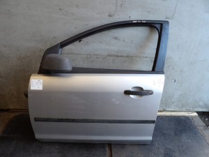 Ford Focus MK2 drzwi przednie lewe lak. 03 kombi