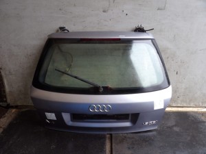 Audi A4 B6 klapa tylna lak. LY7H kombi