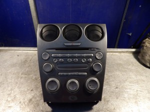 Mazda 6 I panel nawiewu radioodtwarzacz