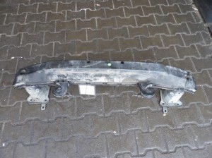 Volvo C30 wzmocnienie zderzaka przód
