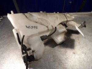Volvo C30 zbiornik spryskiwaczy 4N51-13K163-AC 4N51-13K163-BC