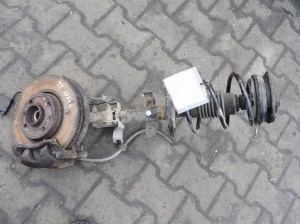 Renault Clio III 1,2 zawieszenie przednie prawe