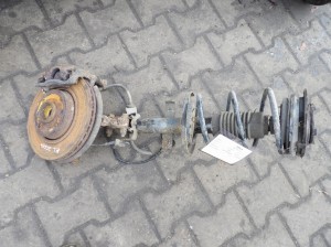 Renault Clio III 1,2 zawieszenie przednie lewe