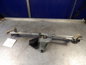 Volkswagen Golf III mechanizm wycieraczek 1H1955113B 0390241123 1H1955603