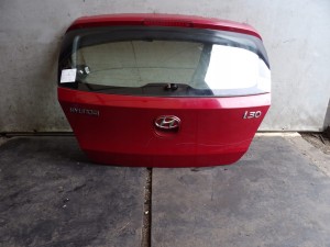 Hyundai i30 I klapa tylna lak. ND lift HB 5D