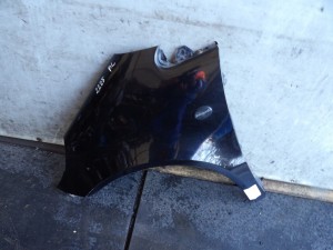 Mercedes A klasa W168 błotnik przedni prawy lak. 696 lift