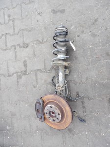 Zwrotnica przód lewa Fiat Grande Punto 1.3 JTD