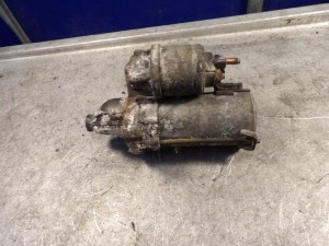 Fiat Grande Punto rozrusznik 55204116 21960