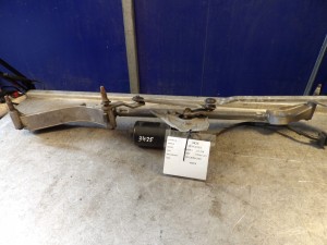 Mercedes W203 C klasa mechanizm wycieraczek przód 2038200342