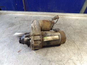 Opel Corsa C rozrusznik 09130838 D6RA162