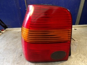 Seat Arosa lampa tylna lewa 38030748 HB 3D