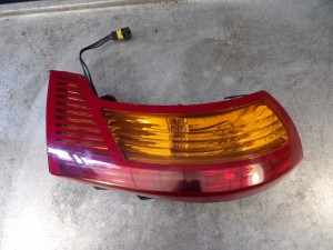 Citroen C6 lampa tylna prawa 9660737180
