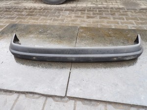 FIAT 126p ZDERZAK TYŁ ROK 1984