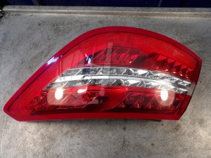 Mercedes W207 coupe lampa tylna prawa A2079060258R