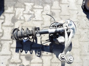 Mercedes W207 zawieszenie przednie lewe A2073207138