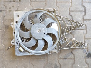 Fiat Doblo II wentylator chłodnicy 1,3MJ 895900000 51812208