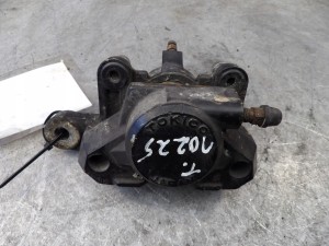 Suzuki Bandit 97 GSF 1200 zacisk hamulcowy tylny