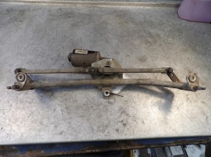Volkswagen Golf IV mechanizm wycieraczek przód 1J1955023A 22147383 00368280