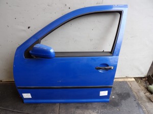 Volkswagen Golf IV drzwi przednie lewe lak. LW5Z